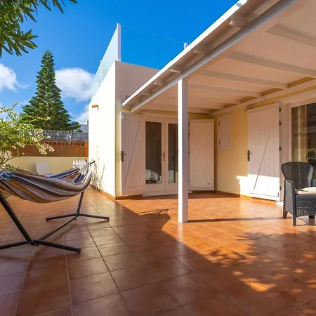 וילה Private With Heated Pool & Terrace View קורלחו