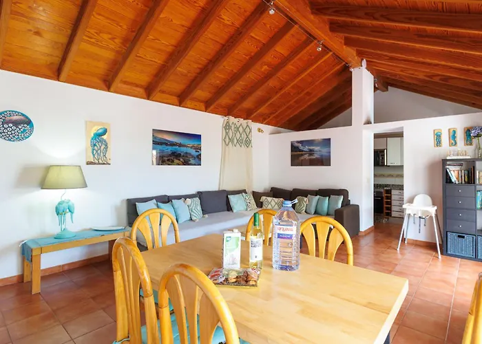 וילה Private With Heated Pool & Terrace View