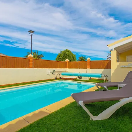 Private With Heated Pool & Terrace View