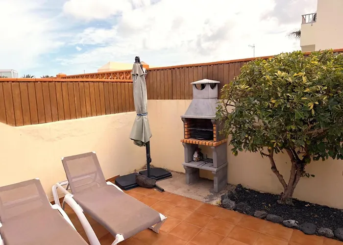 Private With Heated Pool & Terrace View Corralejo